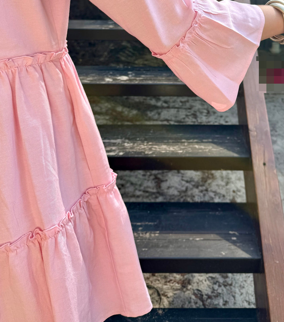Blush & Breezy